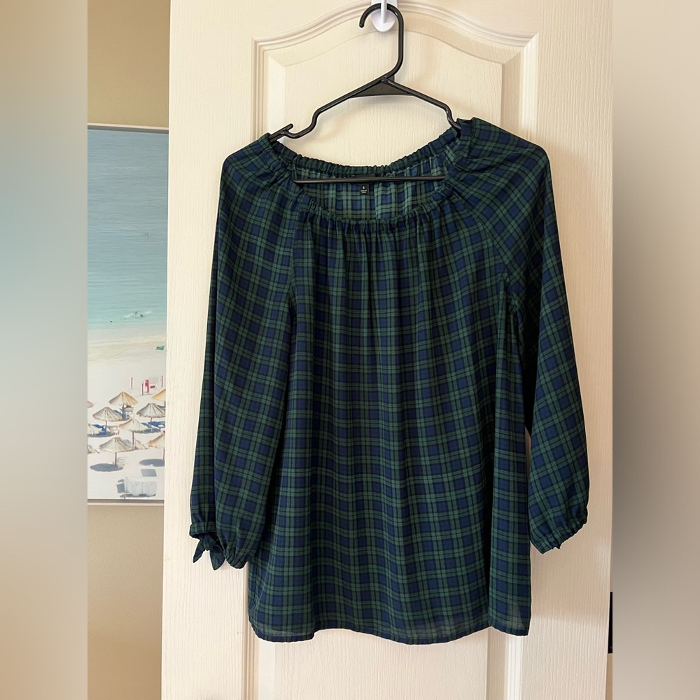 Talbot’s medium top.